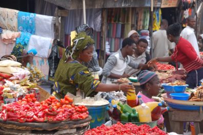 People_informal_market_Nigeria